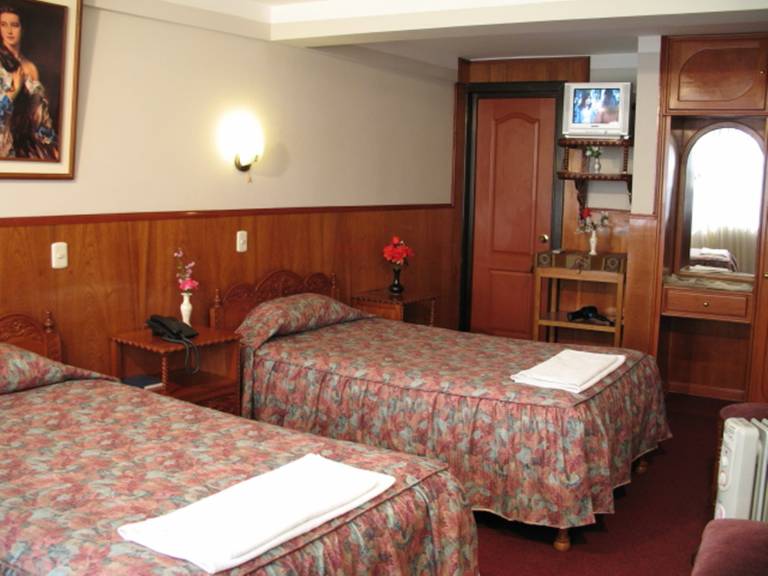 Maria Angola Inn