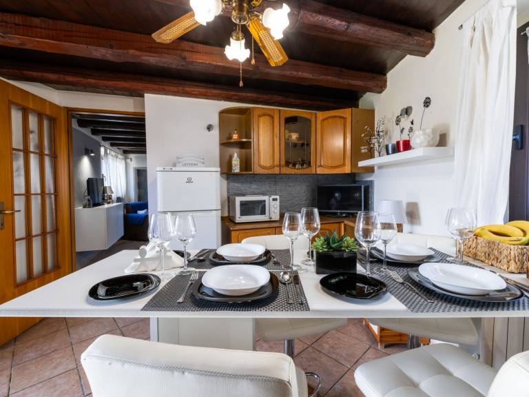 Fully equipped vacation home with garden & patio | Dogs allowed — photo 3