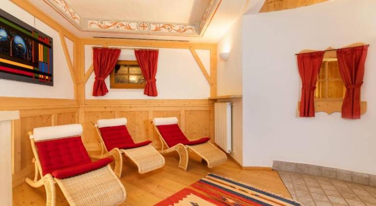 Serviced apartment with sauna & yard — photo 2