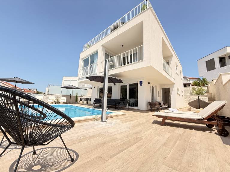 Ferienhaus in Stivašnica, Rogoznica, Kroatien für max. 10 Personen Ferienhaus in Stivašnica, Rogoznica, Kroatien für max. 10 Personen