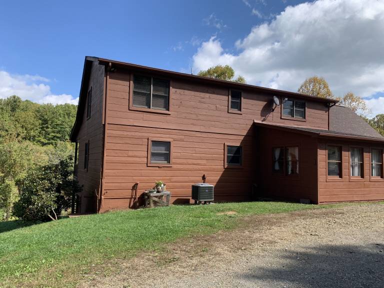 Hillsville Vacation Rentals from 54 HomeToGo