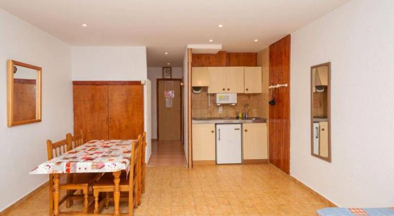 Apartment | Ski nearby | Pets are welcome — photo 4