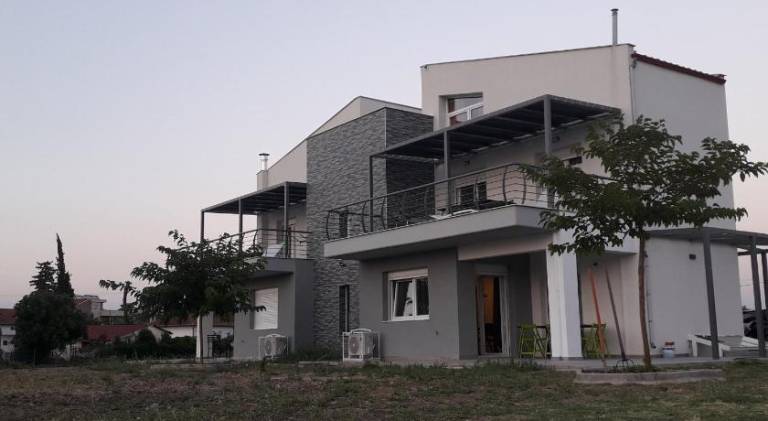 Rental apartment with terrace & yard | Pets allowed — photo 5