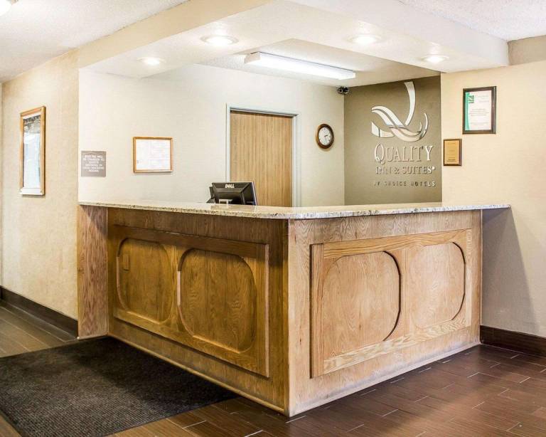 Quality Inn & Suites Sturgeon Bay — photo 5