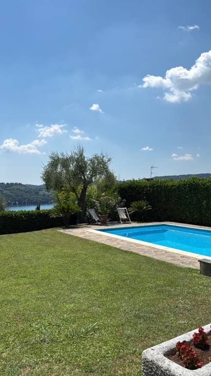 Ferienhaus mit Hund in Salò, Gardasee, Italien