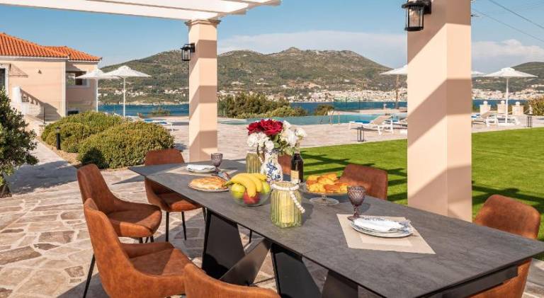 Nice villa with pool, garden & hot tub | Close to the beach | Pets are welcome — photo 5