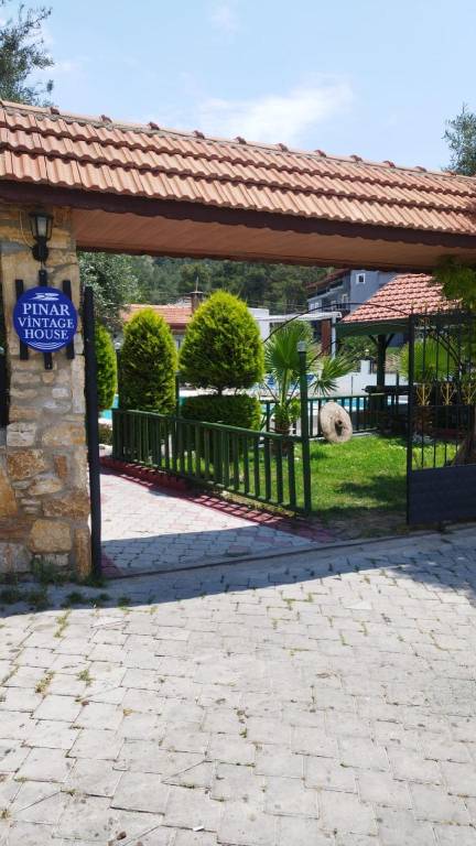 Pinar Vintage House in Menderes