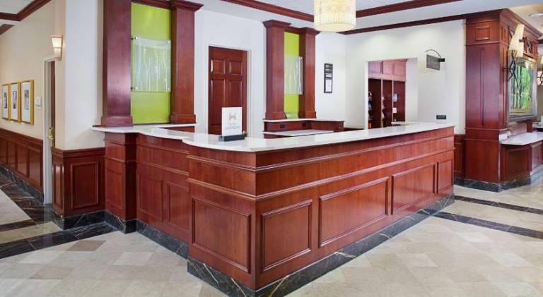 Hilton Garden Inn Virginia Beach Town Center — photo 5