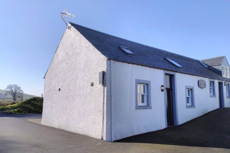 House  Kirk Yetholm