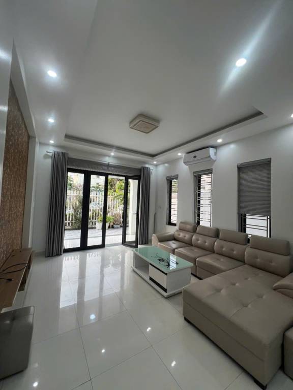 Villa with yard | Pets are welcome — photo 5