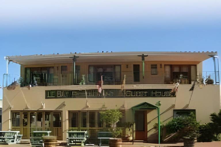 Lodge  Gordons Bay Central