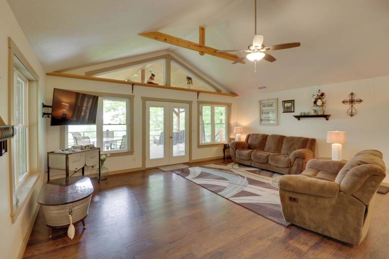 Cabin Mountain View