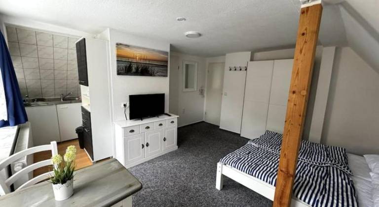 Rental apartment with 1 room for 3 persons — photo 2