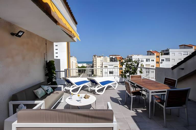 'Terrazas Playa Gandia' Apartment with Sea View, Wi-Fi and Air Conditioning — photo 2