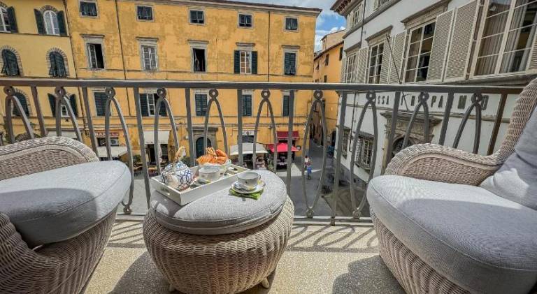 Child-friendly lovely serviced apartment with hot tub & terrace | Near Lucca Cathedral | Pet-friendly — photo 3