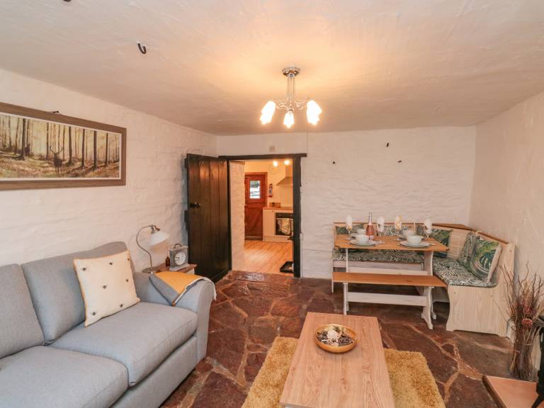 Cottage with garden & pool | Beach view — photo 4