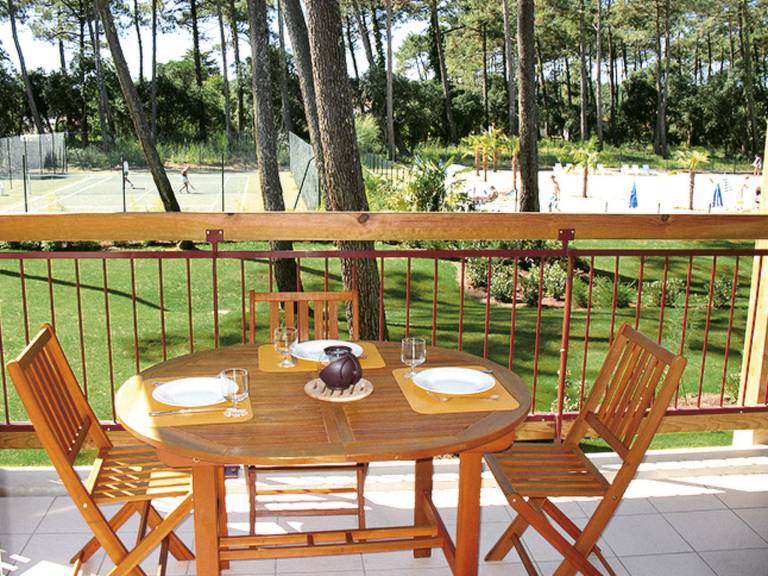 Apartment with patio & pool — photo 2