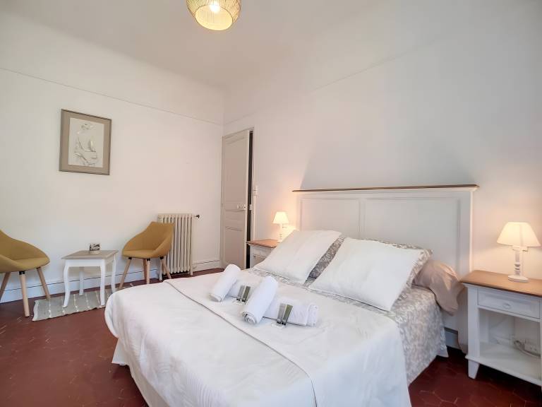 Holiday apartment | City view — photo 4
