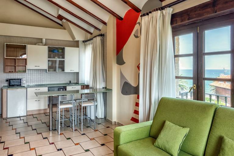 Apartment Suances