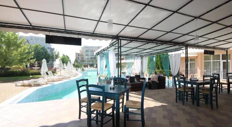 Wonderful rental apartment with yard & pool | Pet-friendly — photo 2