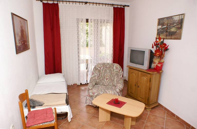 Two bedroom apartment with terrace Mandre, Pag (A-523-b) — photo 2