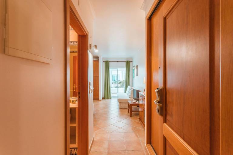Quinta Velha Pool&Terrace Flat15 — photo 4
