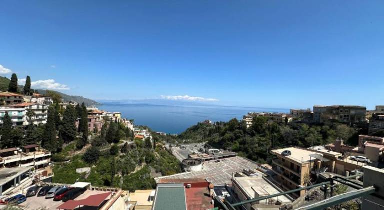 Lovely apartment | Pets allowed in Giardini Naxos