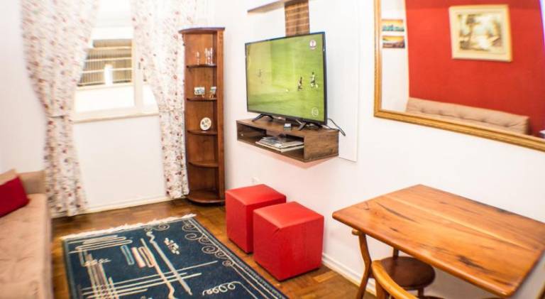 Beautiful apartment | Next to the beach | Pets allowed in Leme