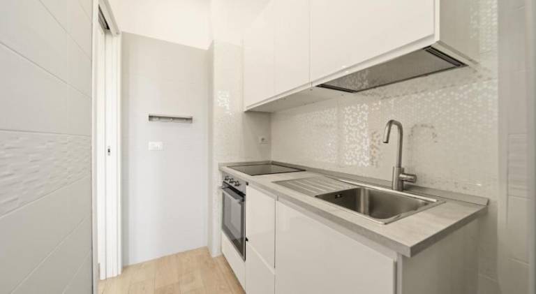 Apartment with patio | Close to Piazza del Plebiscito | Good for workation — photo 4
