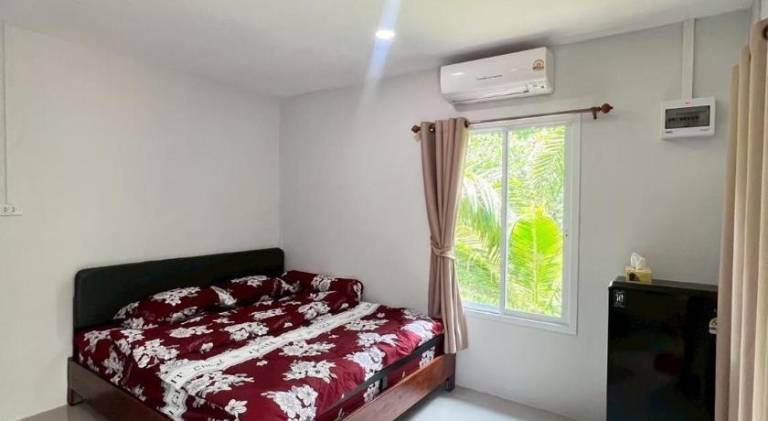 Vacation home with yard in Krabi