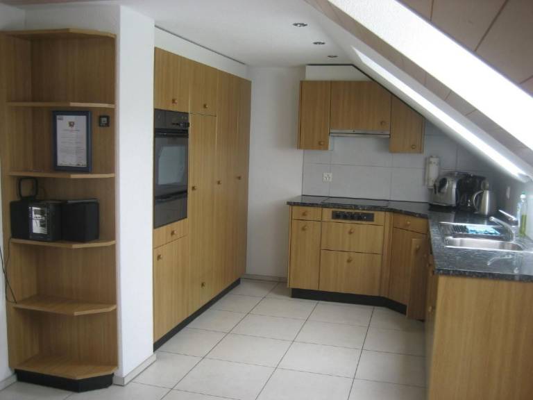 Fully equipped holiday apartment with garden & BBQ | Mountain view | Dogs allowed — photo 3