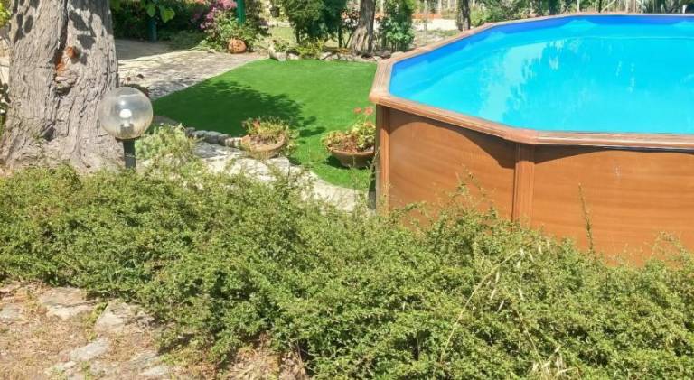 Vacation home with pool, garden & terrace in Benevento