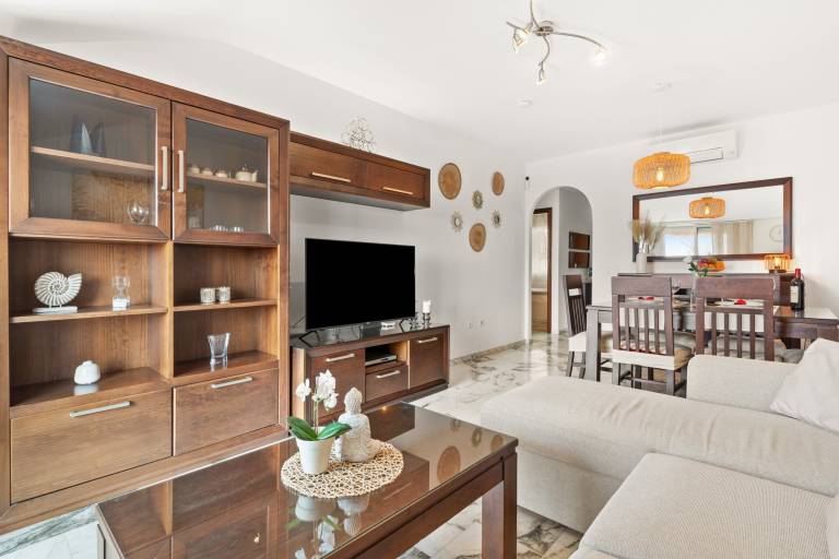 Apartment 'Top Floor Fuengirola Park' with Private Terrace, Wi-Fi and Air Conditioning — photo 4