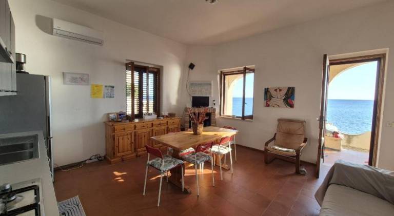 Apartment with 4 rooms for 8 persons — photo 2