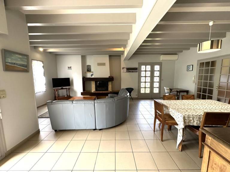 Gite with garden, barbecue & patio — photo 5