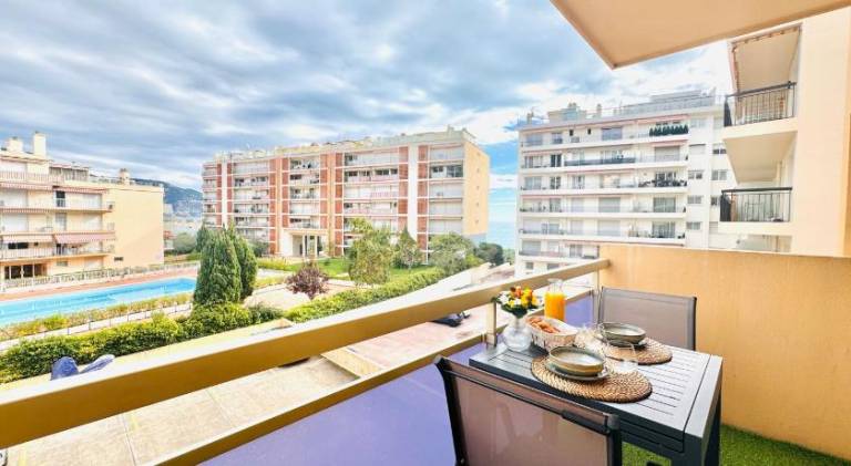 Apartment with 1 room for 4 persons — photo 3