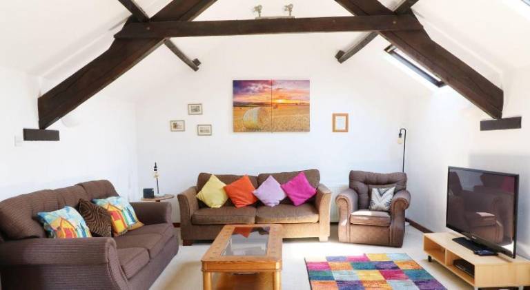 Lovely vacation home with pool | Pets are welcome — photo 3