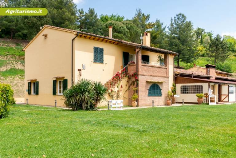 Private room Casciana Terme Lari