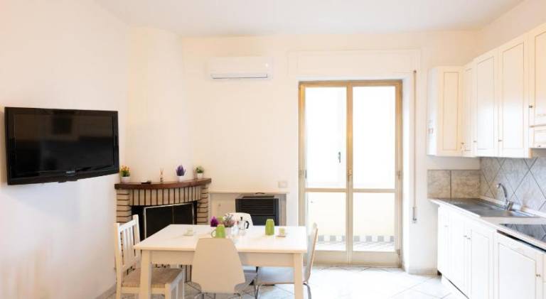 Holiday apartment with 2 rooms for 5 persons — photo 2