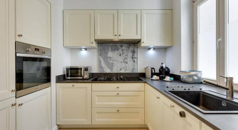Holiday apartment with 2 rooms for 6 persons — photo 3
