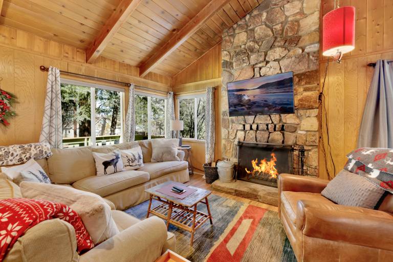 Marin Getaway Retreat at Big Bear Village — photo 3