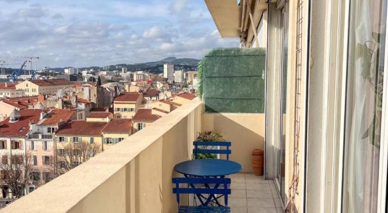 Rental apartment with terrace — photo 3