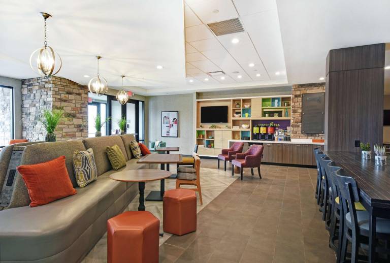 Home2 Suites by Hilton Beloit — photo 2