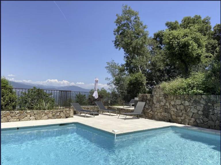 Gite with yard, private pool & patio | Pet-friendly — photo 2