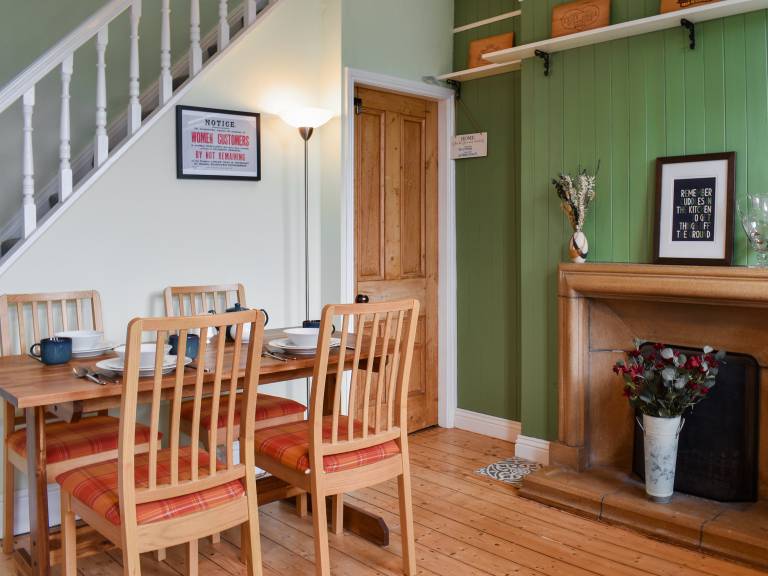 Child-friendly lovely cottage with yard | River view | Pet-friendly — photo 2