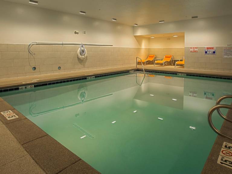 Holiday Inn Express & Suites Boise Airport By IHG — photo 5