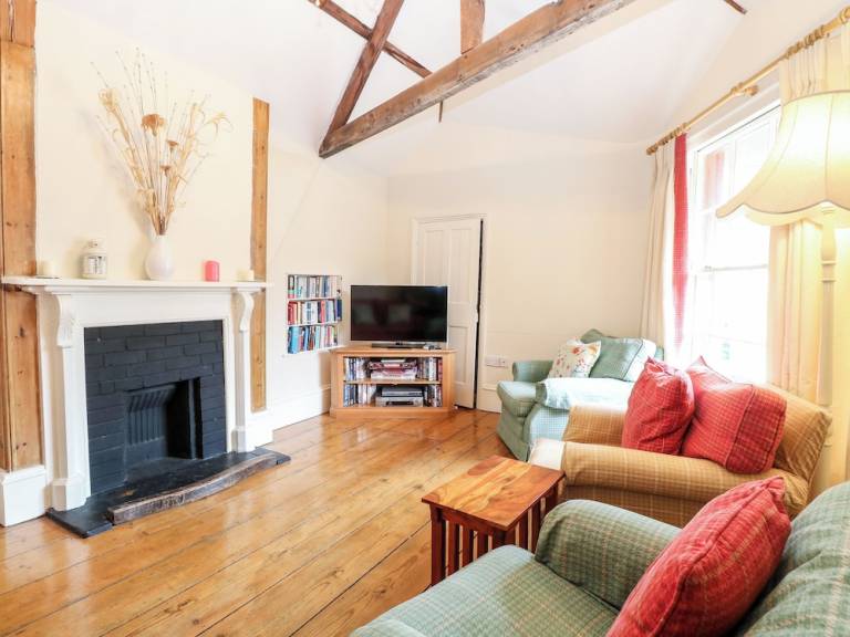 Cottage Salthouse