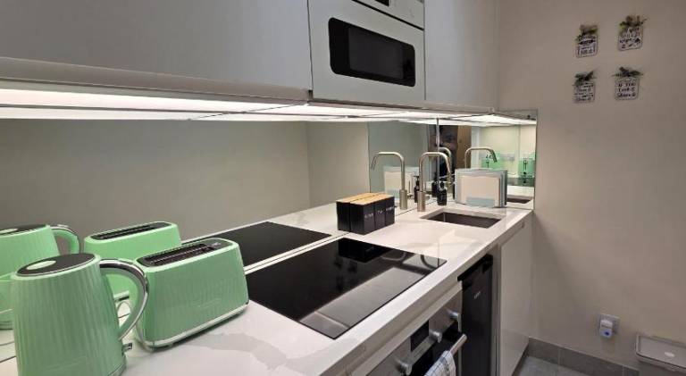 Lovely Immaculate Flat by Edinburgh Meadows — photo 3