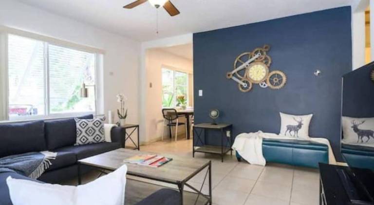 Charming vacation home | Perfect for remote work | Dogs allowed — photo 2