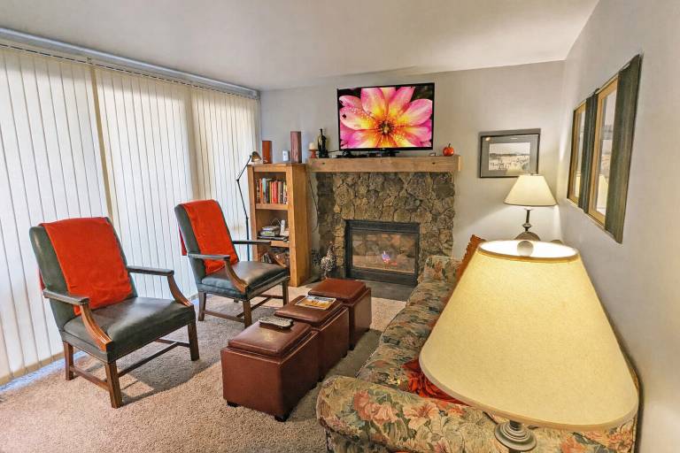 Children-friendly condo with jacuzzi, pool & barbeque | Suitable for remote work | Dogs allowed — photo 2
